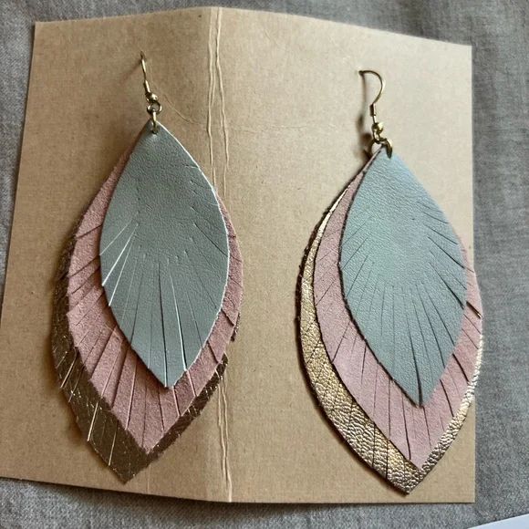 Noonday Collection blush feathered fringe earrings. NEW! - Picture 1 of 4